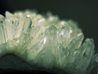 Atoms 39 Mineral Crystal v2